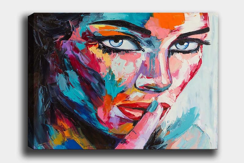 Canvas taulu 70x100 cm - Salaperäisen näköinen nainen pitää sormea huulillaan hiljaisessa eleessä, Sininen / Punainen / Oranssi