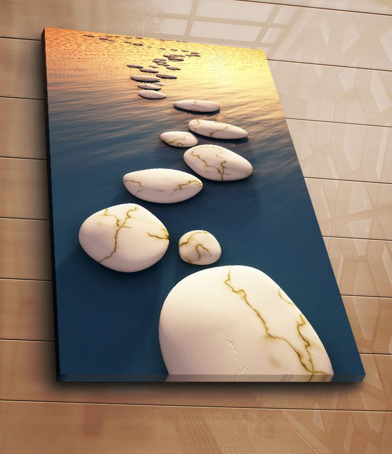 Canvas taulu 70x100 cm - Sarja valkoisia kiviä ja kultaisia suonia kellumassa syvänsinisellä pinnalla auringonlaskun aikaan - Valkoinen / Sininen / Kulta - Sisustustuotteet - Taulu & taide - Canvas-taulu