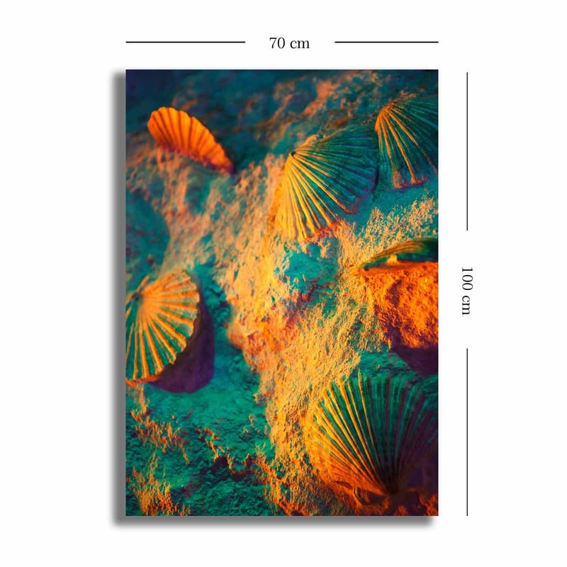 Canvas taulu 70x100 cm - Simpukoiden kuoret hiekalla värikkäällä ja unenomaisella taustalla - Turkoosi / Oranssi / Violetti - Sisustustuotteet - Taulu & taide - Canvas-taulu