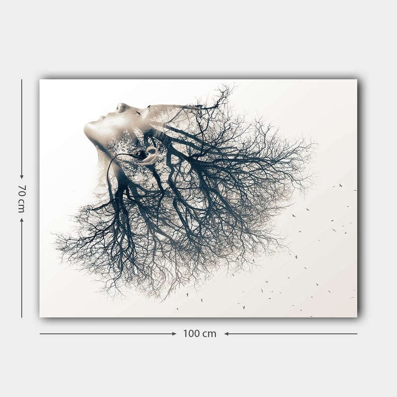 Canvas taulu 70x100 cm - Surrealistinen kuvaus naisesta, jonka kasvot sulautuvat puuhun symboloiden syvää yhteyttä ihmisen ja luonnon välillä - Musta / Valkoinen - Sisustustuotteet - Taulu & taide - Canvas-taulu