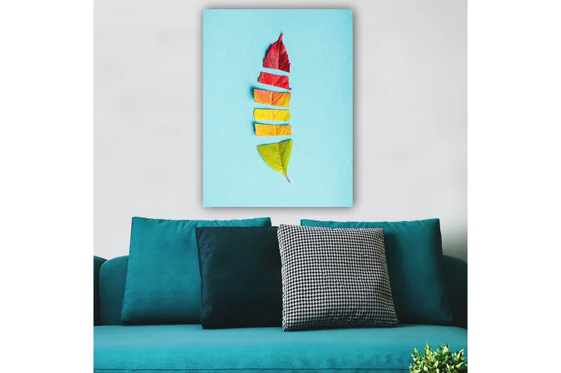 Canvas taulu 70x100 cm - Tyylitelty höyhen värikkäistä syksynlehdistä - Punainen / Keltainen / Vihreä - Sisustustuotteet - Taulu & taide - Canvas-taulu