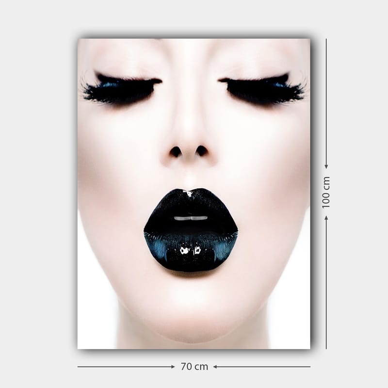 Canvas taulu 70x100 cm - Tyylitelty kasvokuva, jossa keskitytään mustalla huulipunalla ja dramaattisilla ripsillä varustettuun henkilöön - Musta / Valkoinen / Harmaa - Sisustustuotteet - Taulu & taide - Canvas-taulu
