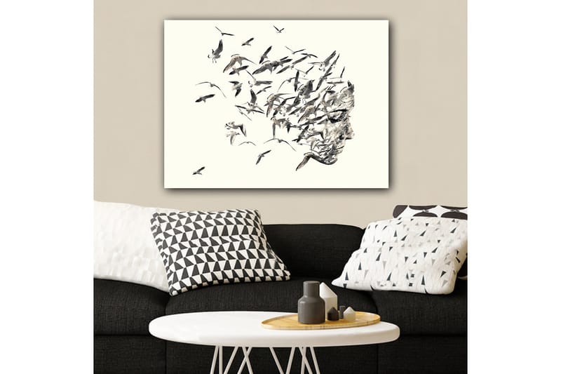 Canvas taulu 70x100 cm - Tyylitelty kasvoprofiili yhdistyy lentäviin lintuihin, Harmaa / Musta / Beige