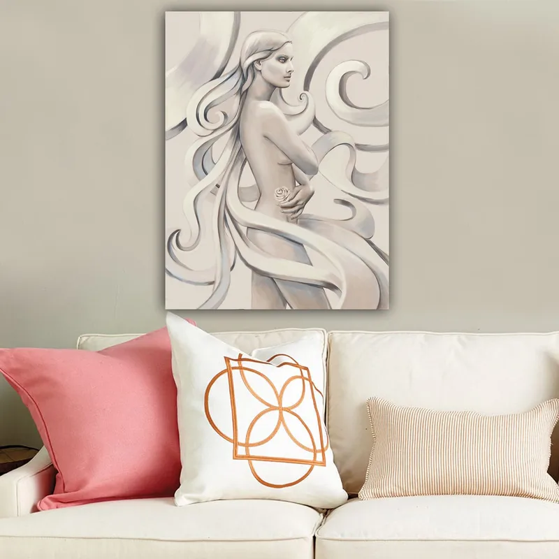 Canvas taulu 70x100 cm - Tyylitelty pitkätukkainen nainen pitelee ruusua, jota ympäröivät kaarevat viivat - Valkoinen / Vaaleanharmaa / Tummanharmaa - Sisustustuotteet - Taulu & taide - Canvas-taulu