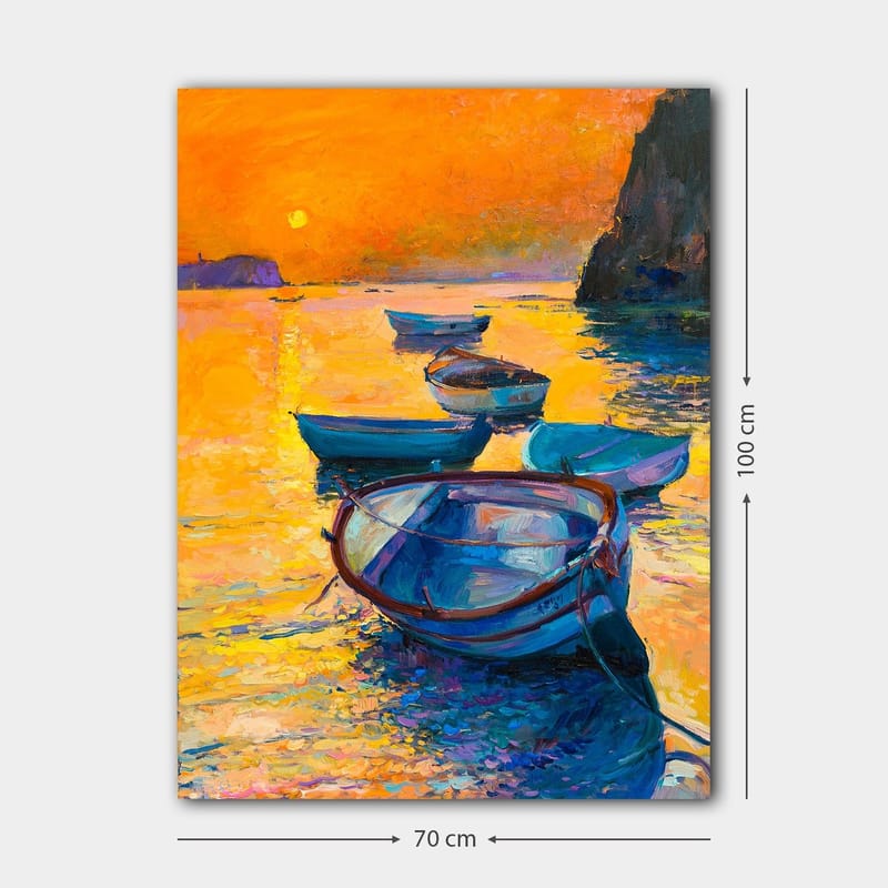 Canvas taulu 70x100 cm - Useita veneitä kelluu kimaltelevalla pinnalla auringonlaskun lämpimissä väreissä - Oranssi / Sininen / Kulta - Sisustustuotteet - Taulu & taide - Canvas-taulu