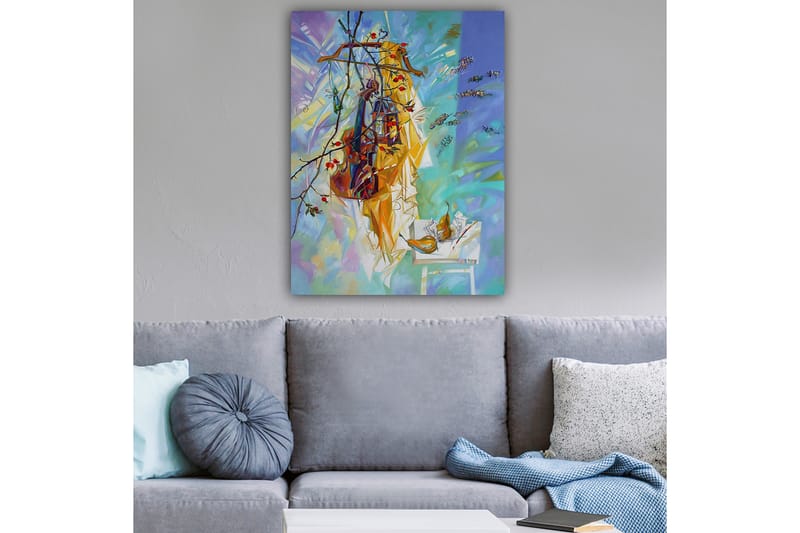 Canvas taulu 70x100 cm - Värikäs asetelma, jossa vaatteita roikkuu henkarissa, hedelmien ja kukkien ympäröimänä - Keltainen / Sininen / Vihreä - Sisustustuotteet - Taulu & taide - Canvas-taulu