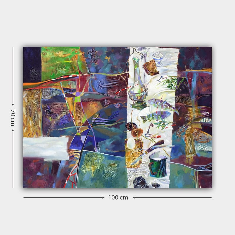 Canvas taulu 70x100 cm - Värikäs hiljaisuus katetulla pöydällä, jossa on esillä erilaisia esineitä ja ruokaa - Vihreä / Sininen / Violetti - Sisustustuotteet - Taulu & taide - Canvas-taulu