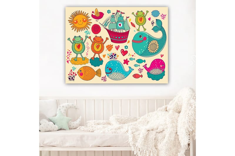 Canvas taulu 70x100 cm - Värikäs ja leikkisä kuvitus iloisista sammakoista, kaloista ja laivasta mielikuvituksellisessa merellisessä ympäristössä - Turkoosi / Oranssi / Vaaleanpunainen - Sisustustuotteet - Taulu & taide - Canvas-taulu