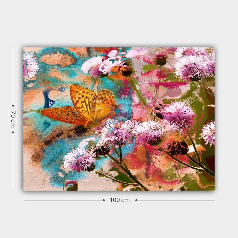 Canvas taulu 70x100 cm - Värikäs maalaus perhosesta, joka istuu kukkien päällä eloisassa luonnonympäristössä - Oranssi / Vaaleanpunainen / Vihreä - Sisustustuotteet - Taulu & taide - Canvas-taulu