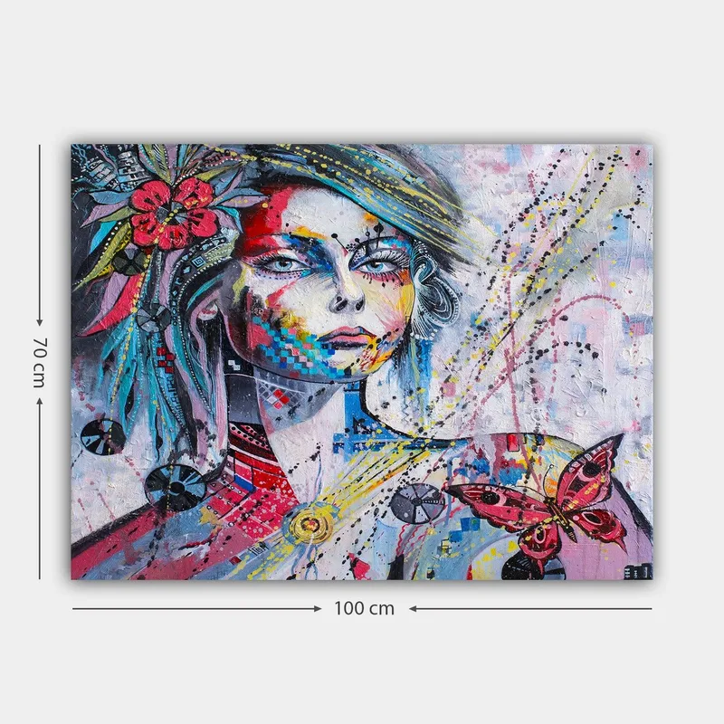 Canvas taulu 70x100 cm - Värikäs muotokuva naisesta, jonka kasvoja korostavat kukat ja perhonen - Vaaleanpunainen / Sininen / Keltainen - Sisustustuotteet - Taulu & taide - Canvas-taulu