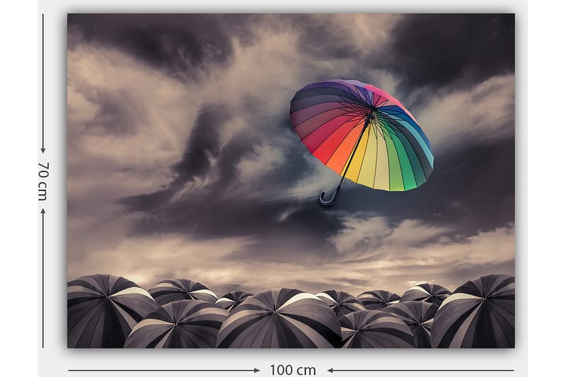 Canvas taulu 70x100 cm - Värikäs sateenvarjo leijuu harmaiden sateenvarjojen yllä dramaattisen pilvisen taivaan alla - Sateenkaaren värit / Harmaa - Sisustustuotteet - Taulu & taide - Canvas-taulu