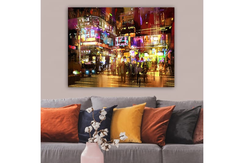 Canvas taulu 70x100 cm - Vilkas kaupunkikuva, jossa ihmiset liikkuvat värikkäiden neonkylttien ja valojen keskellä - Violetti / Keltainen / Vihreä - Sisustustuotteet - Taulu & taide - Canvas-taulu