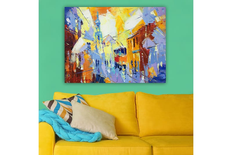 Canvas taulu 70x100 cm - Vilkas kaupunkikuva raitiovaunun liikkuessa värikkään kadun läpi - Keltainen / Sininen / Oranssi - Sisustustuotteet - Taulu & taide - Canvas-taulu
