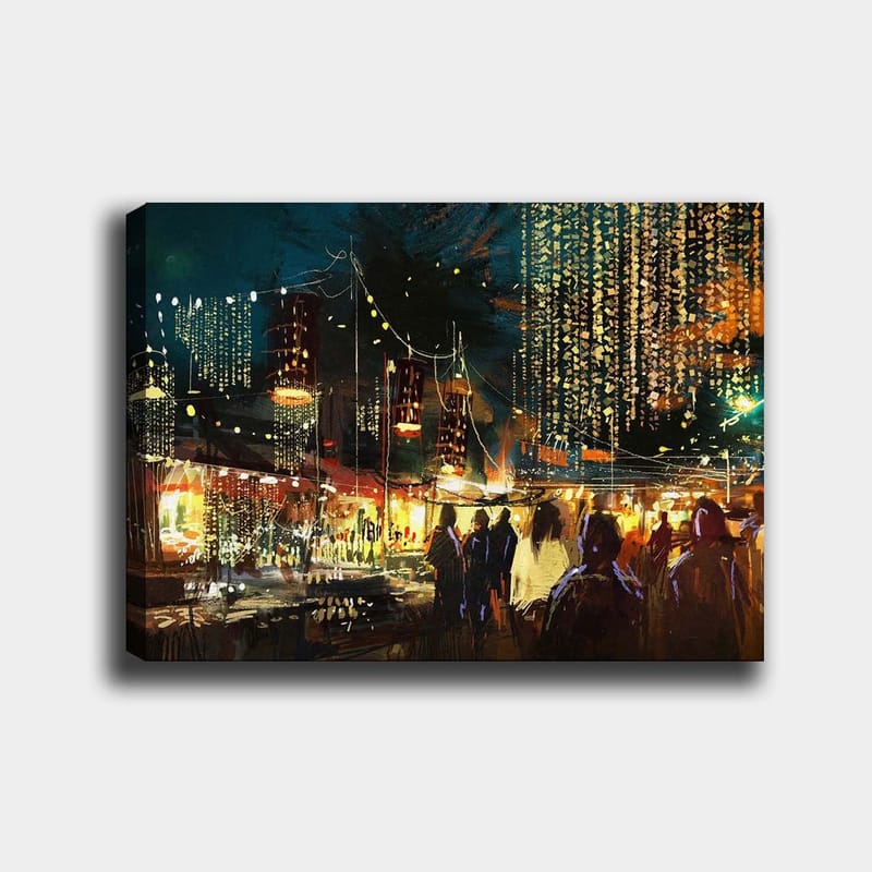 Canvas taulu 70x100 cm - Vilkkaat yömarkkinat, joissa ihmiset ja valot luovat juhlavan tunnelman, Tummansininen / Kulta / Punainen
