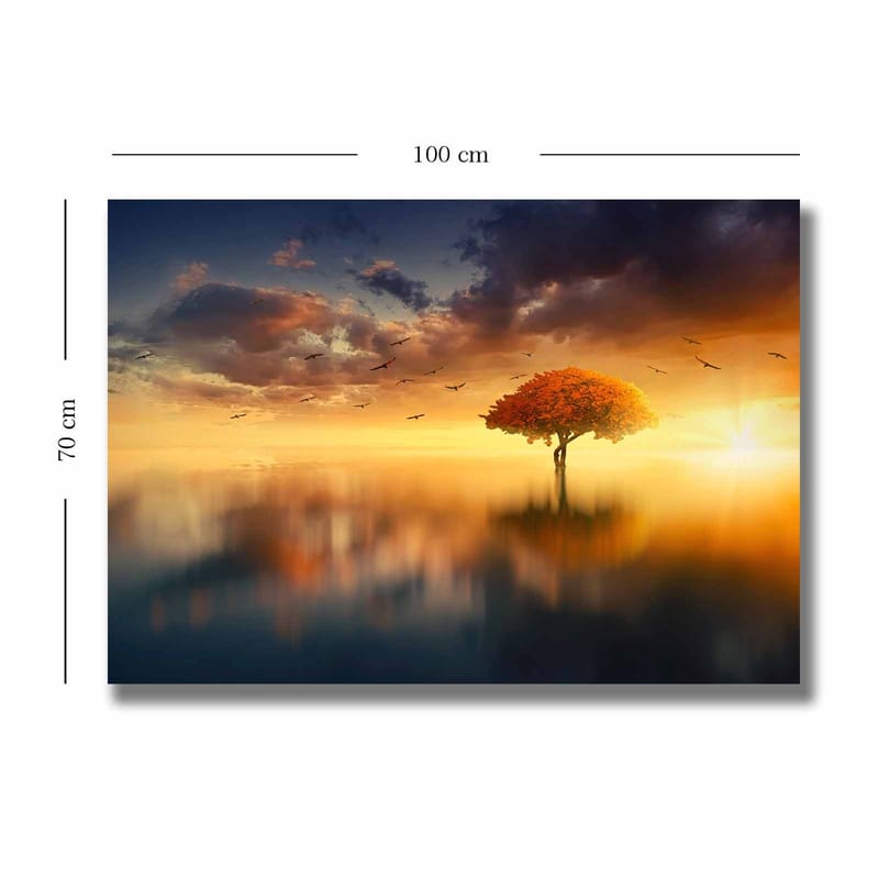 Canvas taulu 70x100 cm - Yksinäinen puu kirkkaan oranssilla latvuksella unenomaisessa maisemassa auringonlaskun aikaan - Oranssi / Sininen / Kulta - Sisustustuotteet - Taulu & taide - Canvas-taulu