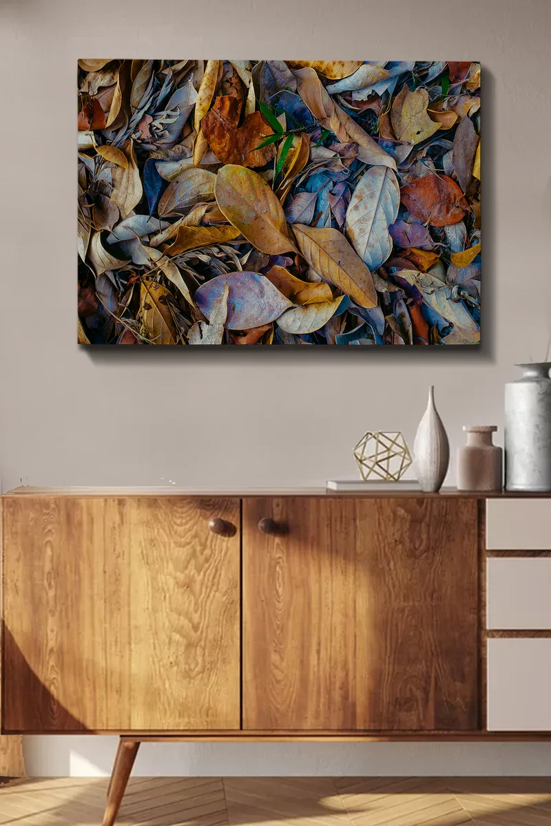 Canvas taulu 70x100 cm - Yksityiskohtainen kokoelma kuivattuja lehtiä eri sävyissä, jotka luovat luonnollisen tekstuurin - Ruskea / Beige / Vihreä - Sisustustuotteet - Taulu & taide - Canvas-taulu