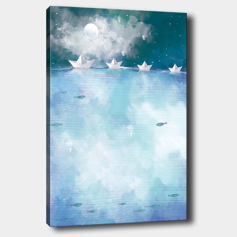Canvas taulu 70x100 cm - Paperiveneet purjehtivat tyynellä, sinisellä järvellä tähtitaivaan ja kuun alla, Vaaleansininen / Turkoosi / Valkoinen