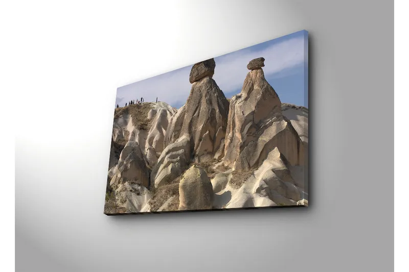 Canvas-taulu 70x45 cm - Ainutlaatuisia kalliomuodostelmia Kappadokiassa - Beige / Harmaa / Sininen - Sisustustuotteet - Taulu & taide - Canvas-taulu