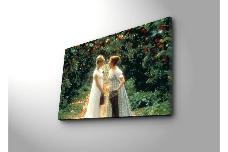 Canvas-taulu 70x45 cm - Kaksi naista omenapuutarhassa - Vihreä / Valkoinen / Punainen - Sisustustuotteet - Taulu & taide - Canvas-taulu