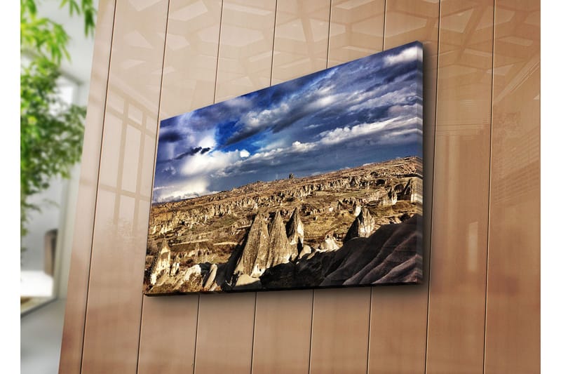 Canvas-taulu 70x45 cm - Upea maisema dramaattisilla kallioilla ja avaralla taivaalla - Harmaa / Sininen / Beige - Sisustustuotteet - Taulu & taide - Canvas-taulu