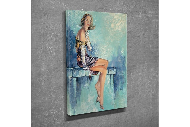 Canvas-taulu - Istuva nainen elegantissa mekossa viettelevässä poseerauksessa - Sininen / Beige / Ruskea - Sisustustuotteet - Taulu & taide - Canvas-taulu