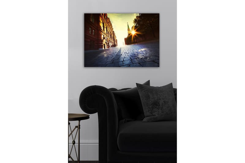 Canvas-taulu - Katuympäristö historiallisella arkkitehtuurilla ja auringonlaskun säteillä - Punainen / Keltainen / Sininen - Sisustustuotteet - Taulu & taide - Canvas-taulu