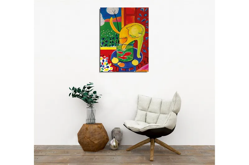 Canvas-taulu - Keltainen kissa leikkii lasipurkin kalan kanssa - Keltainen / Vihreä / Punainen - Sisustustuotteet - Taulu & taide - Canvas-taulu