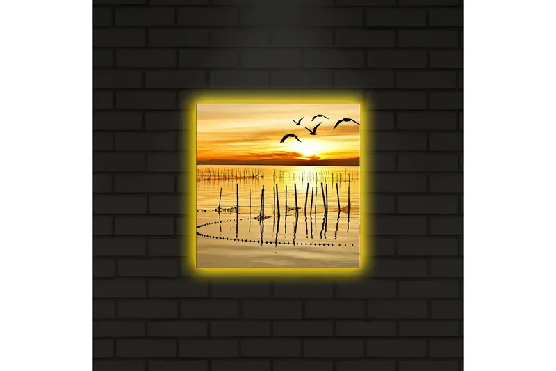 Canvas-taulu LED-valaistuksella 28x28 cm - Auringonlasku tyynen veden yllä lennossa olevien lintujen kanssa - Kulta / Oranssi / Ruskea - Sisustustuotteet - Taulu & taide - Canvas-taulu