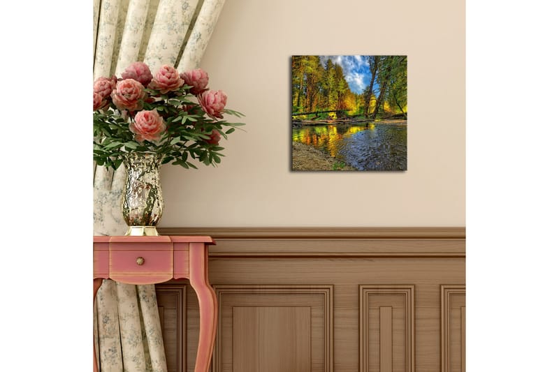 Canvas-taulu LED-valaistuksella 28x28 cm - Kaunis syysmaisema värikkäine puineen peilimäisen joen rannalla - Vihreä / Oranssi / Sininen - Sisustustuotteet - Taulu & taide - Canvas-taulu