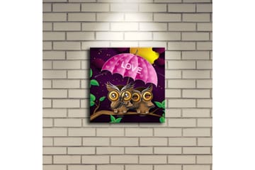Canvas-taulu LED-valaistuksella 28x28 cm - Kolme pöllöä vaaleanpunaisen sateenvarjon alla tekstillä LOVE - Violetti / Vaaleanpunainen / Vihreä - Sisustustuotteet - Taulu & taide - Canvas-taulu