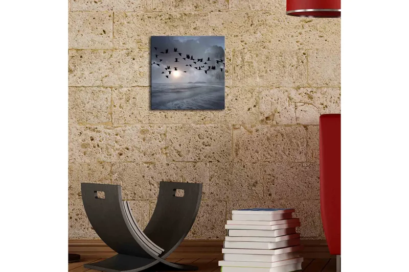 Canvas-taulu LED-valaistuksella 28x28 cm - Lintuparvi lentää sumuisen merimaiseman yllä - Tummansininen / Harmaa / Valkoinen - Sisustustuotteet - Taulu & taide - Canvas-taulu
