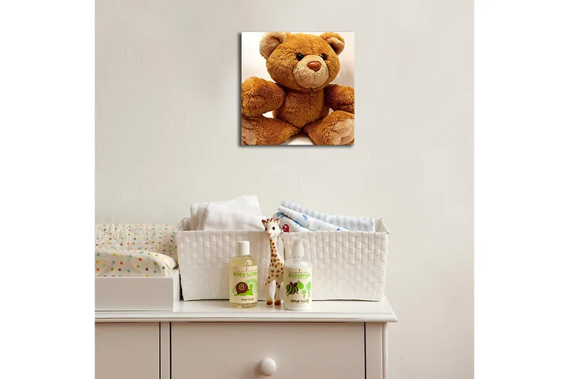 Canvas-taulu LED-valaistuksella 28x28 cm - Söpö pehmolelu karhun muotoisena - Ruskea / Beige - Sisustustuotteet - Taulu & taide - Canvas-taulu