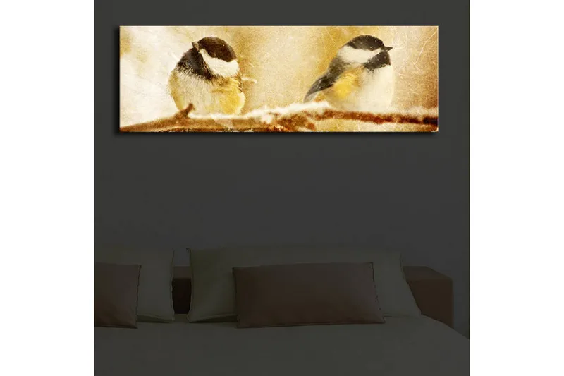 Canvas-taulu LED-valaistuksella 30x90 cm - Kaksi lintua oksalla talvimaisemassa - Beige / Musta / Valkoinen - Sisustustuotteet - Taulu & taide - Canvas-taulu