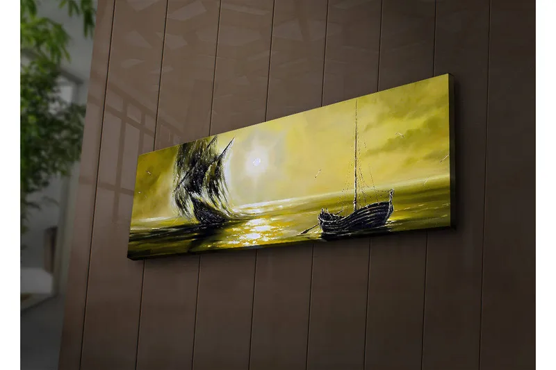 Canvas-taulu LED-valaistuksella 30x90 cm - Laiva purjehtii kohti kultaista horisonttia, Kulta / Musta