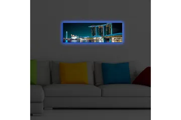 Canvas-taulu LED-valaistuksella 30x90 cm - Moderni kaupunkikuva futuristisilla rakennuksilla veden äärellä - Tummansininen / Vaaleansininen / Valkoinen - Sisustustuotteet - Taulu & taide - Canvas-taulu