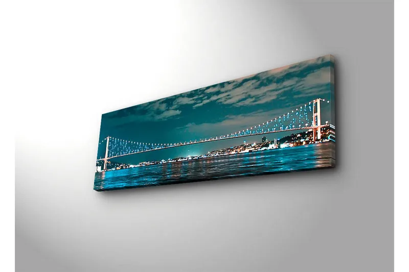 Canvas-taulu LED-valaistuksella 30x90 cm - Silta tyynen vesistön yli kaupungin valojen taustalla - Tummansininen / Turkoosi / Vaaleanvihreä - Sisustustuotteet - Taulu & taide - Canvas-taulu