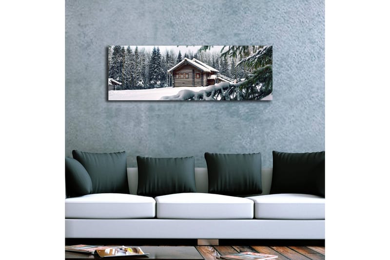 Canvas-taulu LED-valaistuksella 30x90 cm - Talvimaisema mökillä, jota ympäröi lumi ja kuusia - Valkoinen / Vihreä / Ruskea - Sisustustuotteet - Taulu & taide - Canvas-taulu