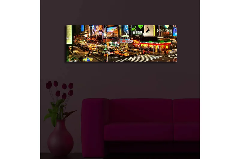 Canvas-taulu LED-valaistuksella 30x90 cm - Vilkas Times Squaren kaupunkikuva neonvaloilla ja liikenteellä - Keltainen / Vihreä / Punainen - Sisustustuotteet - Taulu & taide - Canvas-taulu