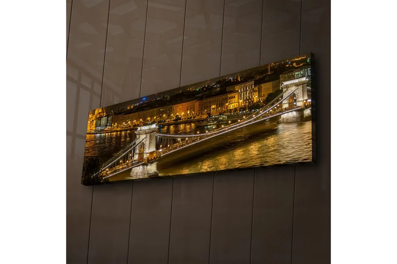 Canvas-taulu LED-valaistuksella 30x90 cm - Yönäkymä joen ylittävästä sillasta ja taustalla valaistuista rakennuksista - Kulta / Sininen / Musta - Sisustustuotteet - Taulu & taide - Canvas-taulu