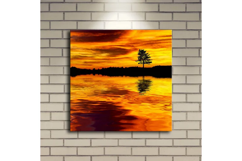Canvas-taulu LED-valaistuksella 40x40 cm - Auringonlasku peilimäisen järven yllä ja yksinäisen puun siluetti - Kulta / Oranssi / Musta - Sisustustuotteet - Taulu & taide - Canvas-taulu