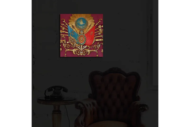 Canvas-taulu LED-valaistuksella 40x40 cm - Koristeltu kilpi symboleilla ja aseilla historiallisessa tyylissä - Punainen / Kulta / Sininen - Sisustustuotteet - Taulu & taide - Canvas-taulu