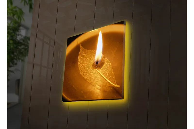 Canvas-taulu LED-valaistuksella 40x40 cm - Kynttilä palaa lehden päällä kulhossa, Kulta / Ruskea / Beige