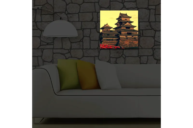 Canvas-taulu LED-valaistuksella 40x40 cm - Perinteinen japanilainen linna useilla kattokerroksilla - Kulta / Musta / Punainen - Sisustustuotteet - Taulu & taide - Canvas-taulu
