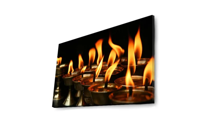 Canvas-taulu LED-valaistuksella 45x70 cm - Öljylamppujen liekit, jotka levittävät lämpöä ja valoa - Oranssi / Kulta / Musta - Sisustustuotteet - Taulu & taide - Canvas-taulu