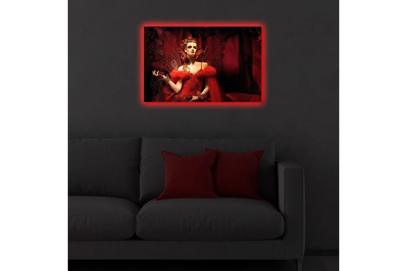 Canvas-taulu LED-valaistuksella 45x70 cm - Dramaattinen muotokuva naisesta punaisessa mekossa, jossa on höyheniä ja kimaltelevia yksityiskohtia - Punainen / Musta - Sisustustuotteet - Taulu & taide - Canvas-taulu