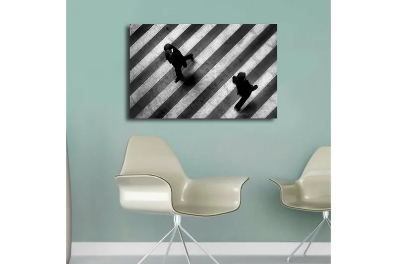 Canvas-taulu LED-valaistuksella 45x70 cm - Mustavalkoiset siluetit ihmisistä, jotka ylittävät suojatietä - Musta / Valkoinen - Sisustustuotteet - Taulu & taide - Canvas-taulu