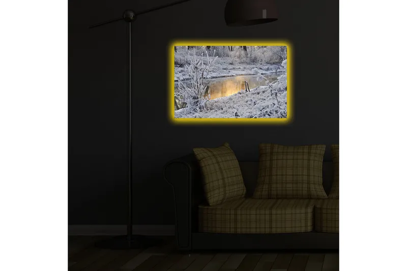 Canvas-taulu LED-valaistuksella 45x70 cm - Talvimaisema lumipeitteisillä puilla ja peilimäisellä veden pinnalla - Valkoinen / Harmaa / Vaaleansininen - Sisustustuotteet - Taulu & taide - Canvas-taulu