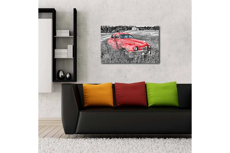 Canvas-taulu LED-valaistuksella 45x70 cm - Punainen vintage-auto rehevällä niityllä - Punainen / Musta / Harmaa - Sisustustuotteet - Taulu & taide - Canvas-taulu
