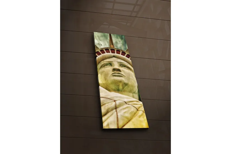 Canvas-taulu LED-valaistuksella 90x30 cm - Vapaudenpatsas, jossa keskitytään kasvoihin ja kruunuun, Vihreä / Keltainen / Punainen