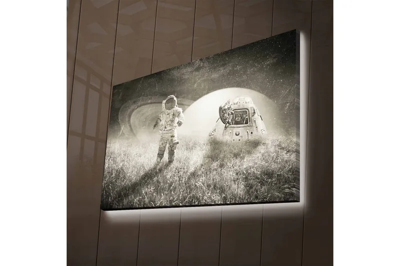 Canvas-taulu LED-valaistuksella - Astronautti futuristisessa maisemassa avaruusaluksen kanssa - Musta / Valkoinen / Harmaa - Sisustustuotteet - Taulu & taide - Canvas-taulu